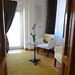 Gli Artisti Apartments Rome