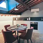 Castel Sant\'Angelo Luxury Rooms & Tour