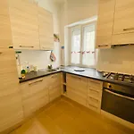 Comfy Apartment In Rome Near Metro