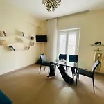 Comfy Apartment In Rome Near Metro