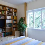 Aurelia Loris House