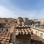 15 Min From Piazza Venezia Skyline Sanctuary In Trastevere