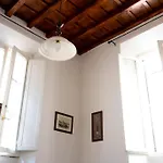 Edoardo\'S Historic Apartment