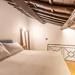 Art House Trastevere Luxury Apartment