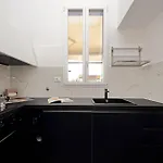 Michelangelo Charmsuite