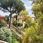 6Ponza Mansion Nature