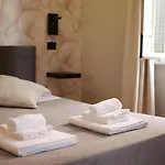 Rooms Piramide