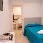 Moderno Alloggio A Roma Centro