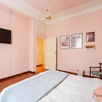 Casa Tudor, Charmy Eccentric Flat In Piccola Londra 10 Min From City Center