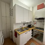 Cozy Apartment Near Colosseum