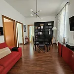 Be Your Home - Iulia Piramide Apartment