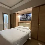 Spqr Suite Guest House