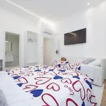 Lulu Sweet Home