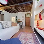 Loft Storico Nel Cuore Di Trastevere