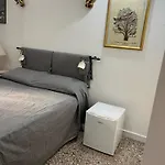Stanza Con Ottima Posizione