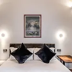 Rose Inn Guest House