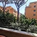Casa Bonnet - Elegant Stay Near Trastevere & Gianicolo