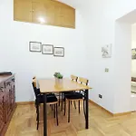 Cozy Oppio - My Extra Home