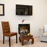 Town House 62