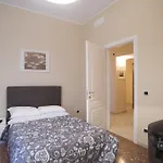 Capital Flat 9-A
