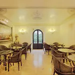 Hotel Aventino