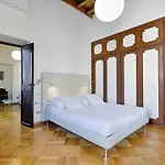Giulia Charme - My Extra Home