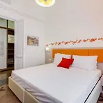 Bright And Modern 2 Bed Flat In Prati