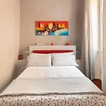 Living Rhome - Condotti Apartment