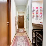 Lhr Coliseum B&B