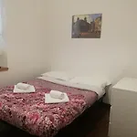 Rosa Guest House