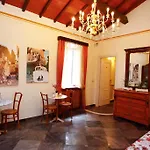 Casa De Fiori Apartments