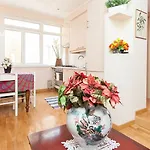 Rental In Rome Guinizzelli
