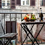 Live Like at Local Campo de\' Fiori
