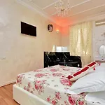 L&S Jacuzzi Home