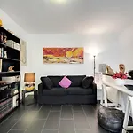 Rhome Apartments Leonina