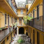 Via Dei Cappellari Apartments