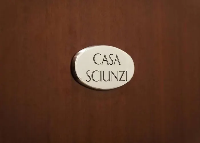 Casa Sciunzi - Elegant Guest House In Rome Termini