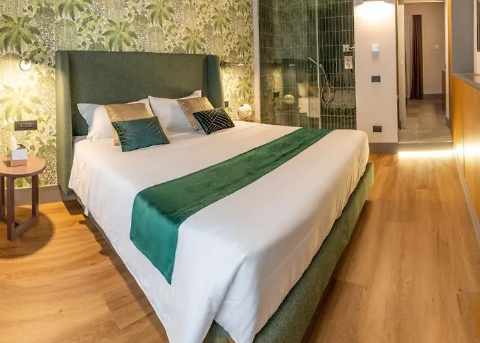 Castel Sant\'Angelo Luxury Rooms & Tour