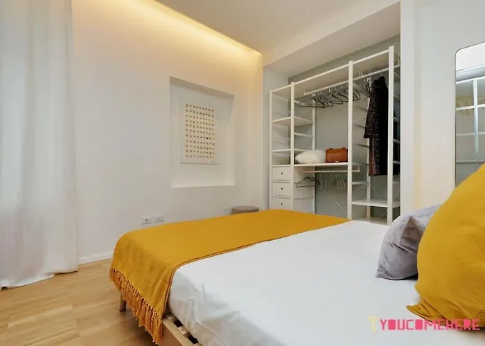 Ych-Renovated And Design Flat Close To The Center