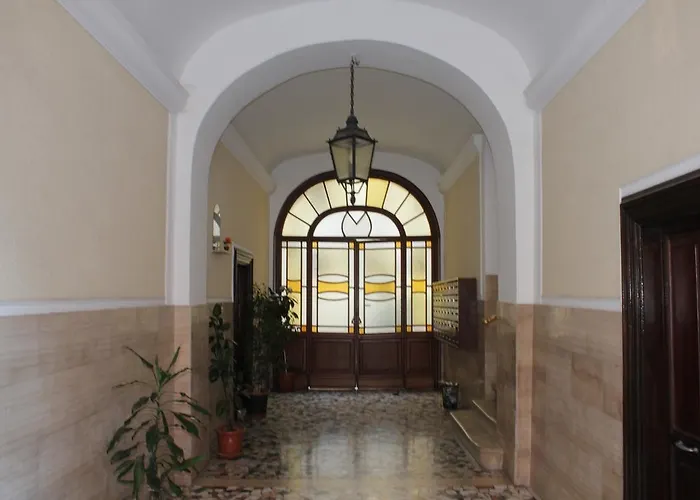 Candia Inn Vatican