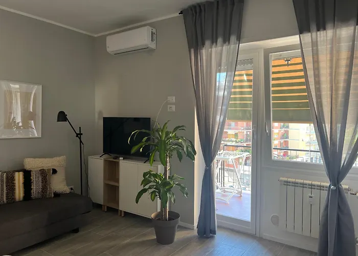 Tiburtina Flam Guest House