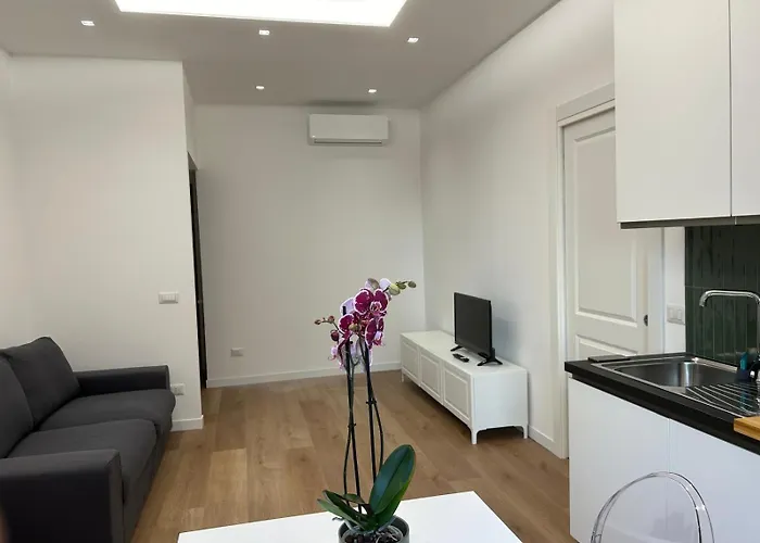 Simon\'S House
