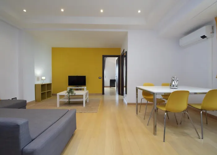 Cozy And Comfy Apartment In Piramide Metro Stop