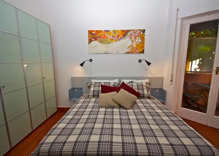Porta Portese Apartment