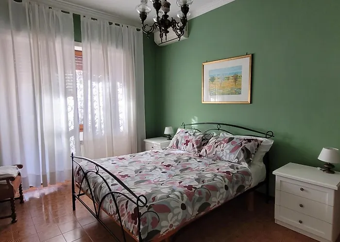 Casa Costanza