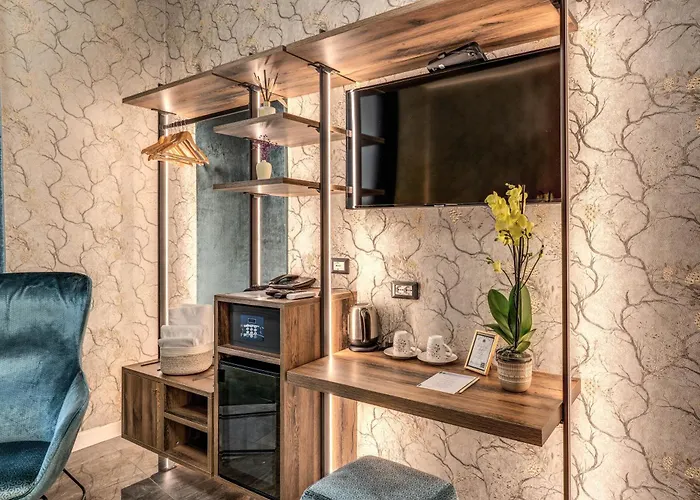 Apollo Boutique Hotel