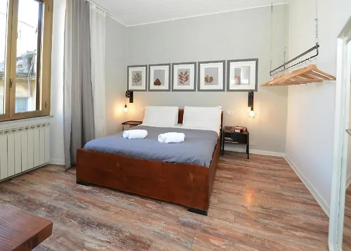 Natale Del Grande Stylish Apartment