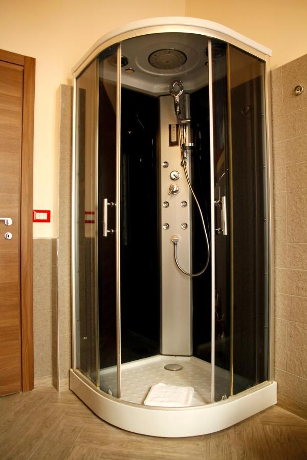 Cola Di Rienzo Guest house