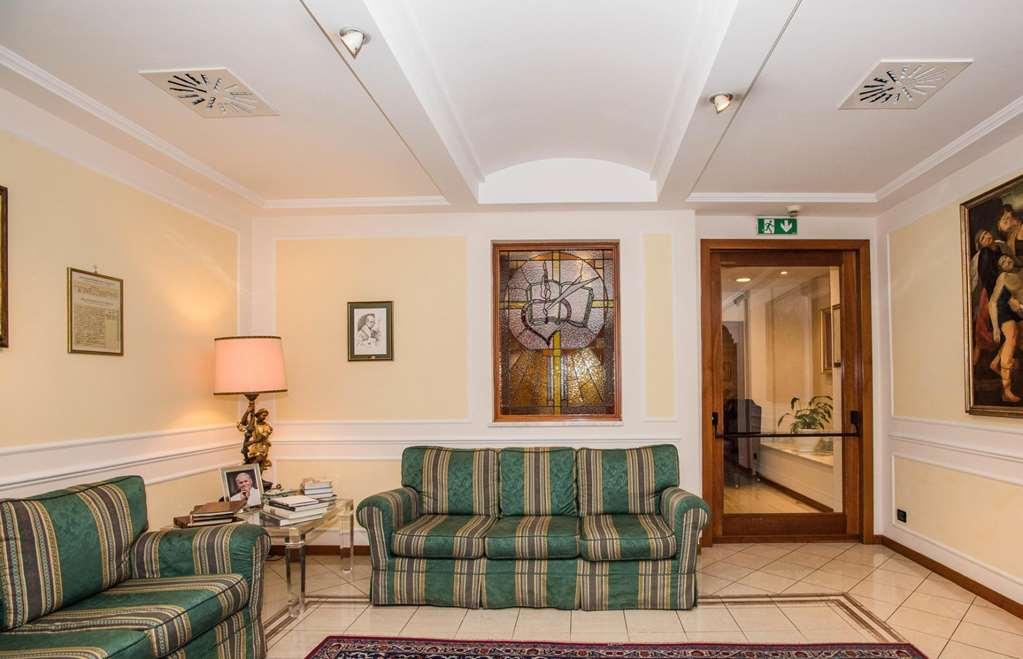 Residenza Paolo Vi Hotel Roma