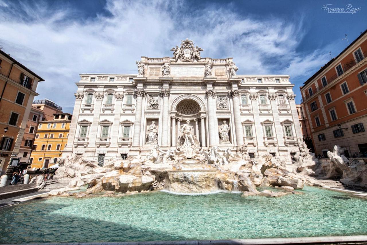 Magenta Luxury Crociferi 3 Roma